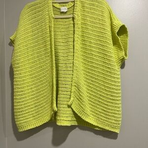Chic Lime Green Open-Front Sweater